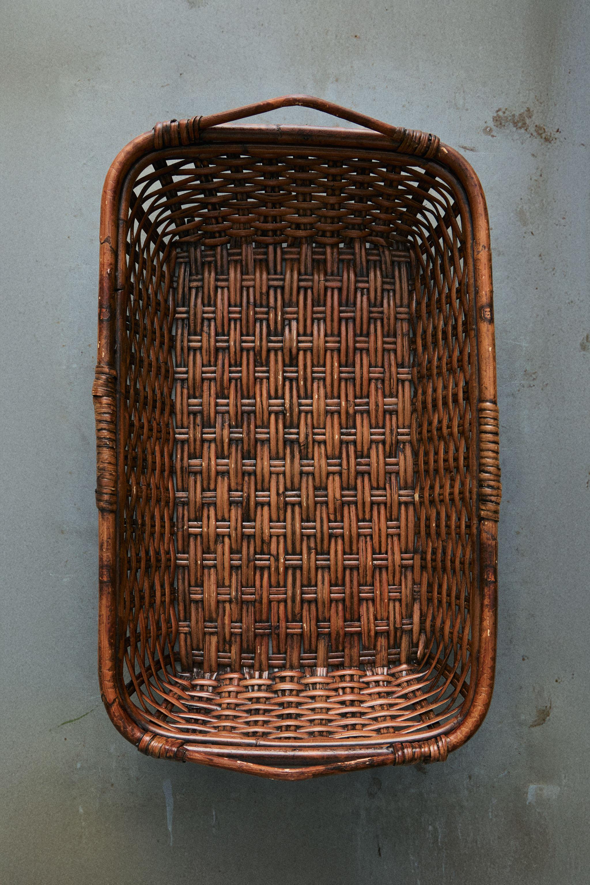 RATTAN FRUIT BASKET